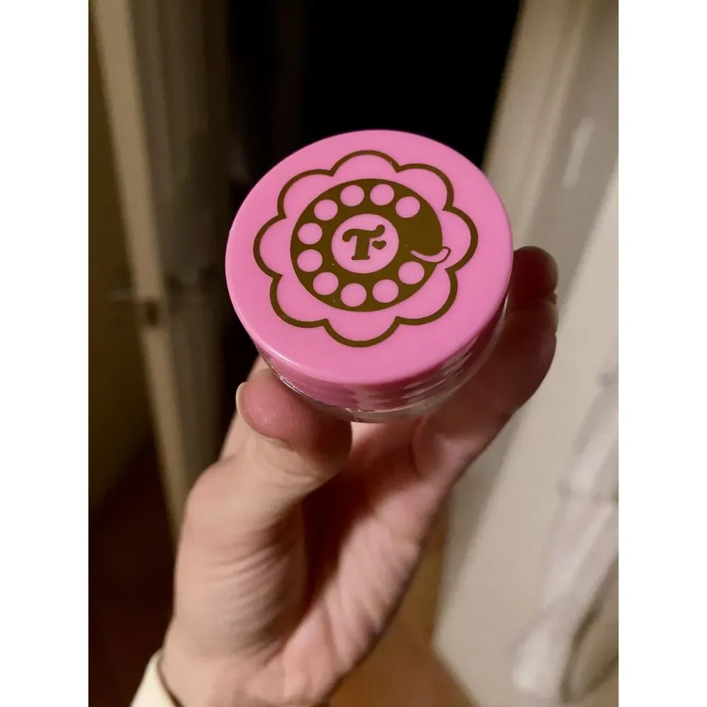 Trixie Cosmetics container and packaging